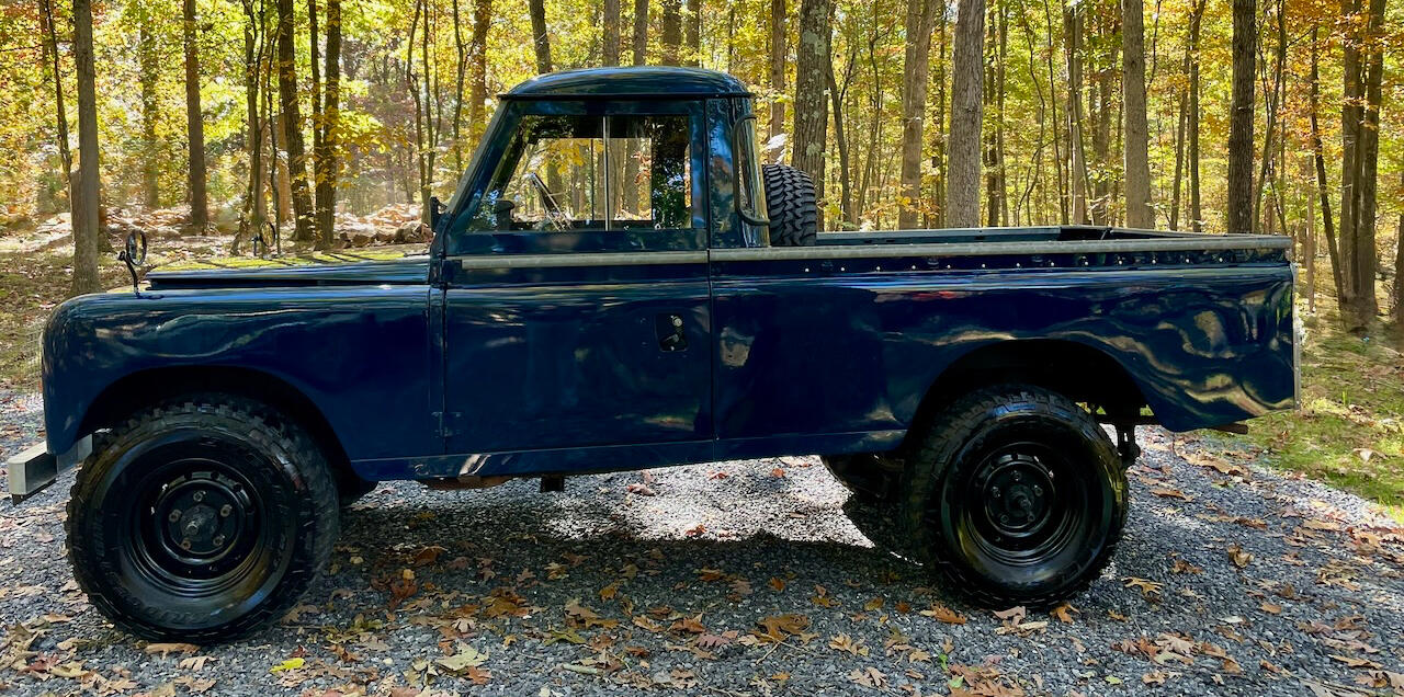 Freshy detailed 1977 Land Rover Series 3 109